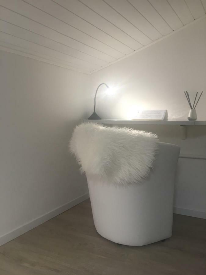 Ferienwohnung La Mansarda Di Juliette Desenzano del Garda Exterior foto